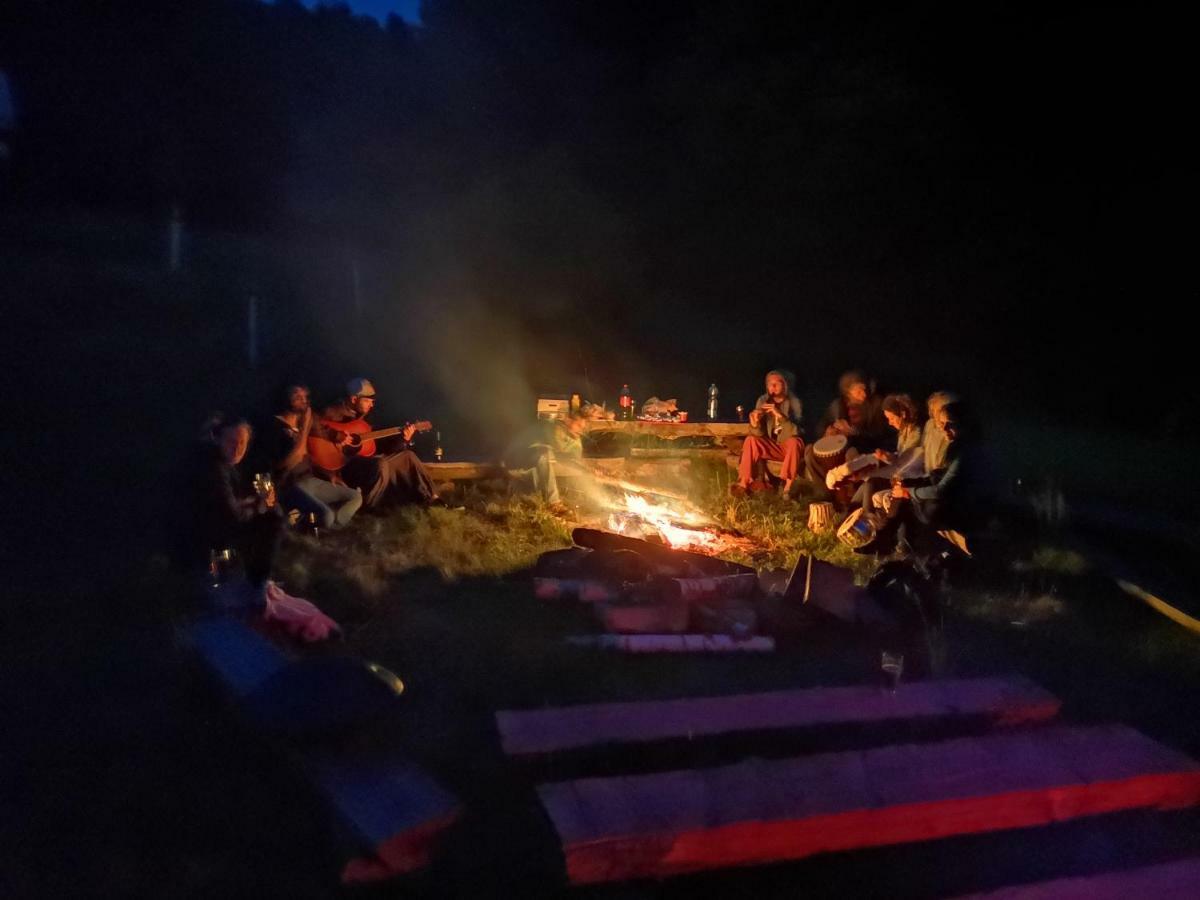 Camping V Raji - Palda Rovensko pod Troskami Kültér fotó