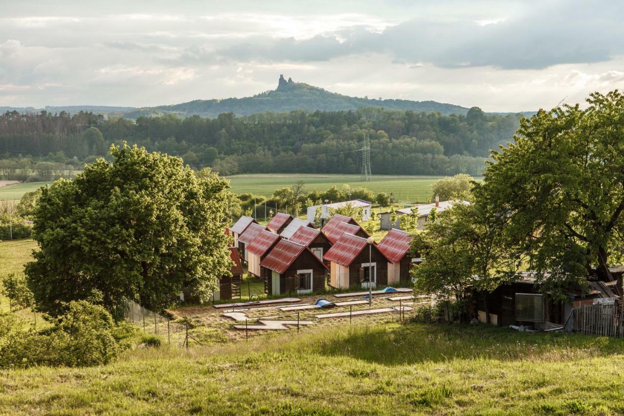 Camping V Raji - Palda Rovensko pod Troskami Kültér fotó